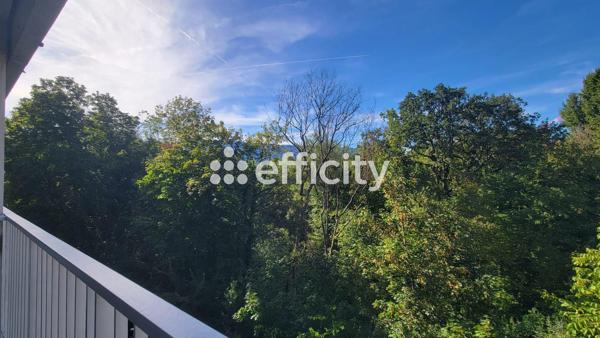 Appartement
         4 pièces
        - 86 m² Exclusivité 159 000 € *