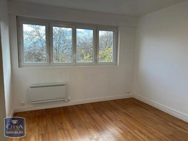 Appartement à louer 3 pièces 59m²