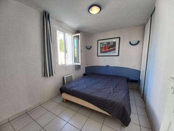 Charmante villa 4 pièces avec garage, terrasse et jardin au coeur d'une résidence avec piscine