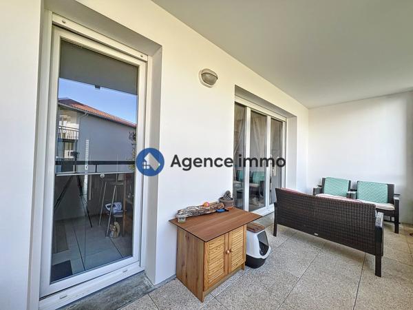 À vendre - Charmant Appartement T3 avec Terrasse, Cave et Garage à Hendaye