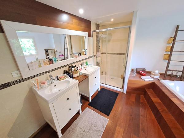 Maison à vendre 6 pièces CASTRES GIRONDE (33)