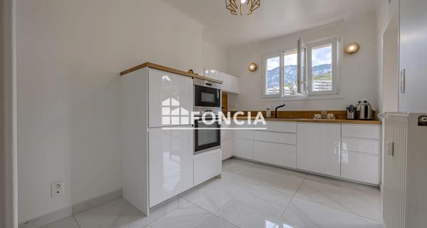 À vendre Appartement 3 pièces 82.74 m² - Aix-les-bains 73100
