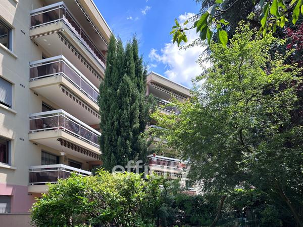 Appartement 5 pièces - 116 m² Exclusivité efficity