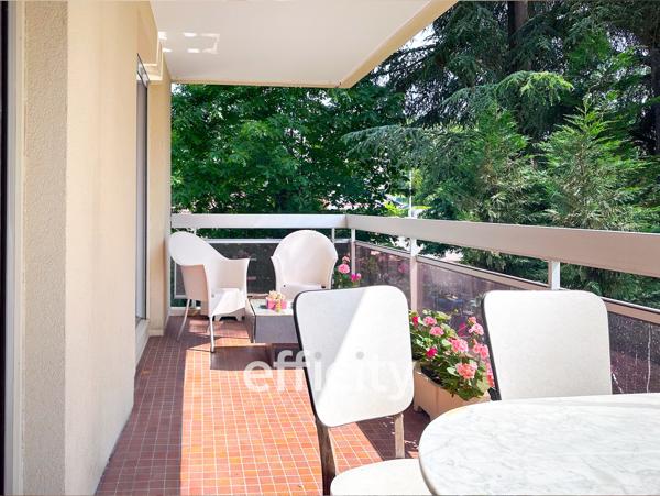 Appartement 5 pièces - 116 m² Exclusivité efficity