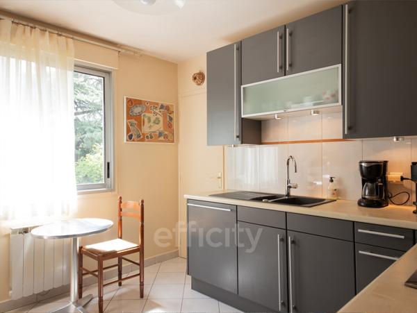 Appartement 5 pièces - 116 m² Exclusivité efficity