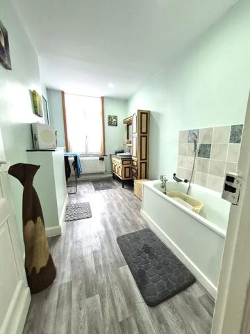 Immeuble à vendre 190m² Gouzeaucourt (59231)