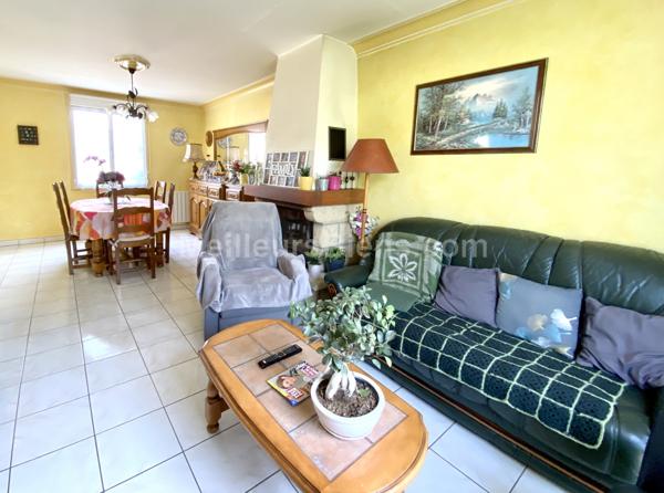 EN PLEIN CENTRE DE JANZE EN IMPASSE