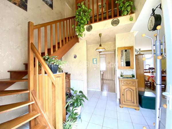 EN PLEIN CENTRE DE JANZE EN IMPASSE