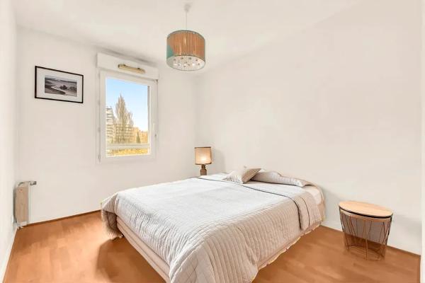 Grand T3 lumineux, Parking, local à vélos & cave Toulouse centre