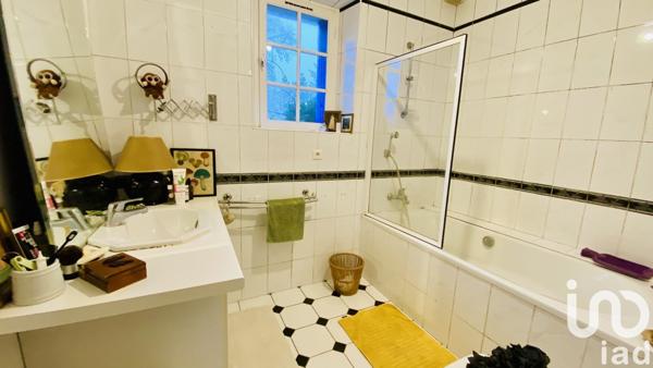 Demeure 1 pièce de 305 m² à Pont-Aven (29930)