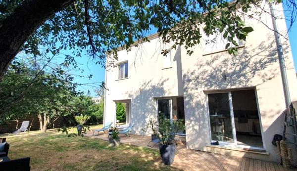 Maison à vendre 6 pièces avec jardin à ANDILLY (95)