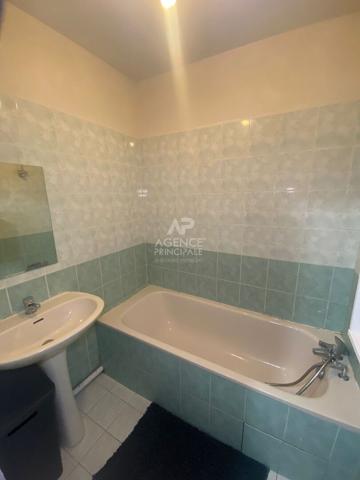 Appartement Carrieres Sur Seine 2 pièce(s) 34.67 m2 Loyer 910 €/mois charges comprises **  - Référence  7623