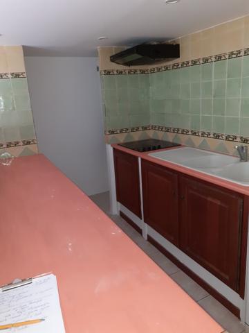 Les Arcs (83460) Aux Arcs-sur-Argens, appartement type 4 pièces avec JARDIN en indivision