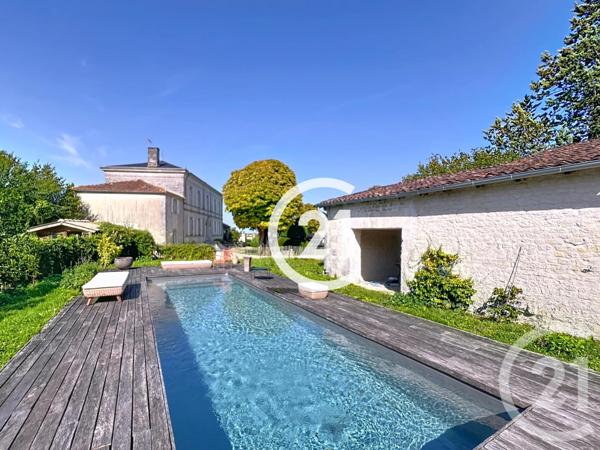 Maison à vendre  8 pièces - 402 m2 GENTE - 16