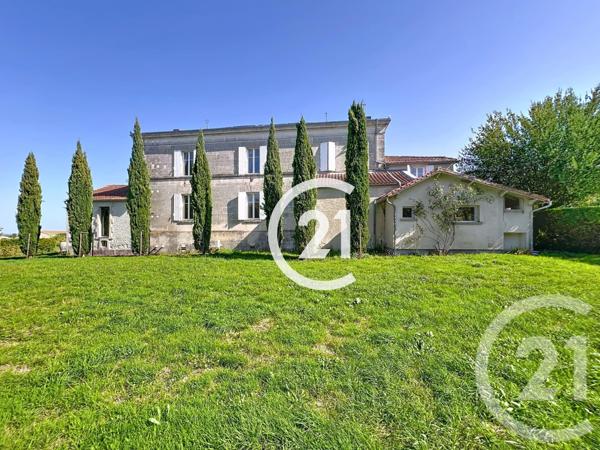 Maison à vendre  8 pièces - 402 m2 GENTE - 16