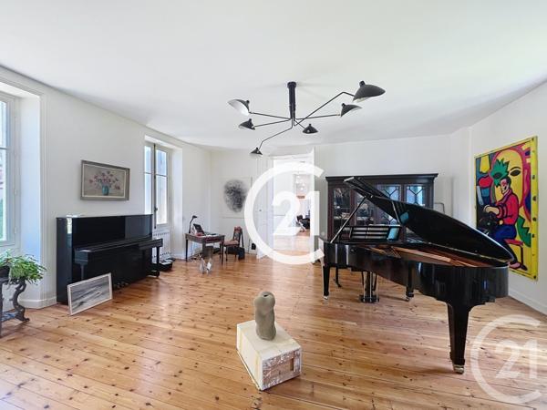 Maison à vendre  8 pièces - 402 m2 GENTE - 16