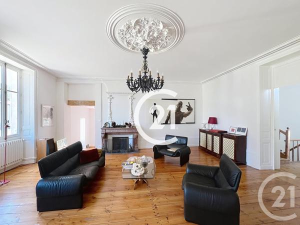 Maison à vendre  8 pièces - 402 m2 GENTE - 16