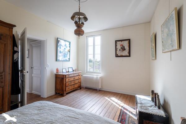 Maison à vendre |  Saintes |  6 pièces | 200 m²