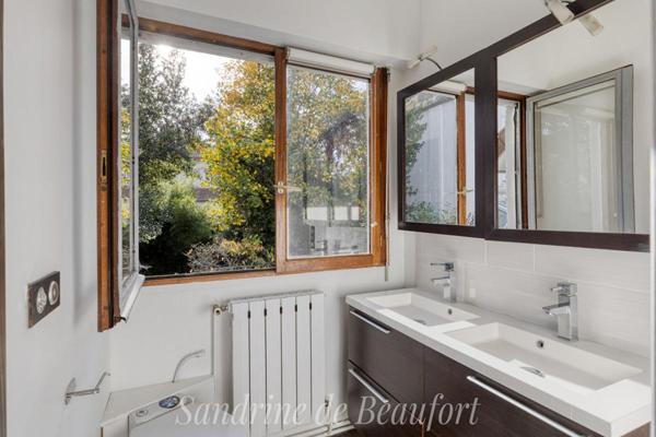 Colombes/Bois Colombes -Maison de famille - 4 chambres - Jardin