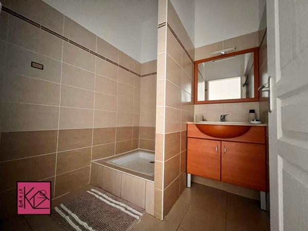 Appartement 3 pièces de 62 m² à St pierre - ravine des cabris