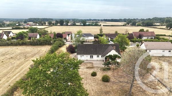 Maison à vendre  6 pièces - 148,40 m 2   TREVOL  - 03