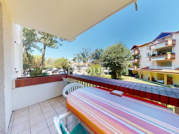 HOSSEGOR CENTRE-VILLE ? T2 avec grande terrasse privative