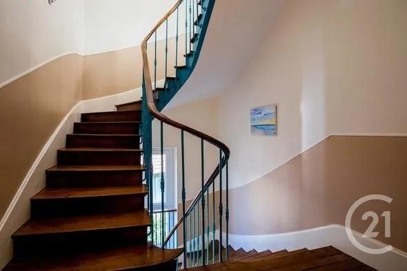 Maison à vendre  7 pièces - 251 m 2   MONTLUCON  - 03