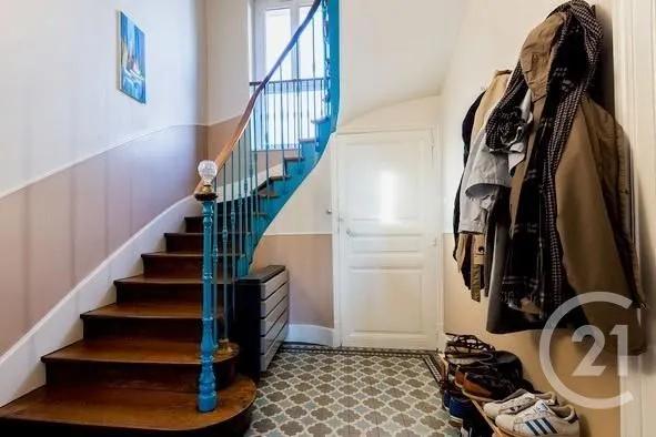 Maison à vendre  7 pièces - 251 m 2   MONTLUCON  - 03