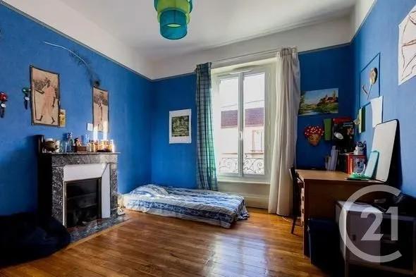 Maison à vendre  7 pièces - 251 m 2   MONTLUCON  - 03
