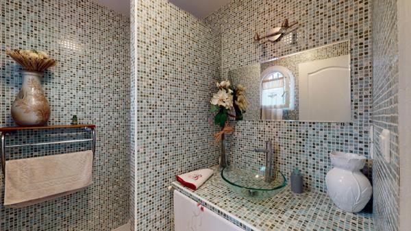 Maison
         6 pièces
        - 162 m² 439 000 € *