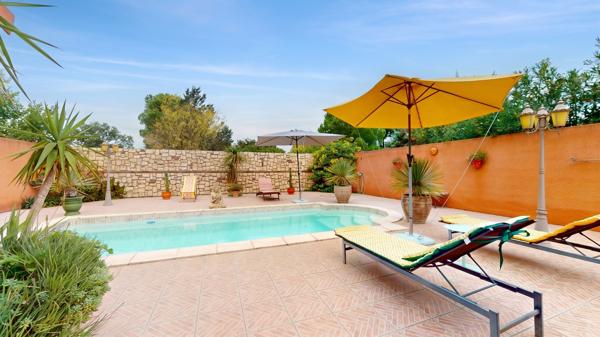 Maison
         6 pièces
        - 162 m² 439 000 € *