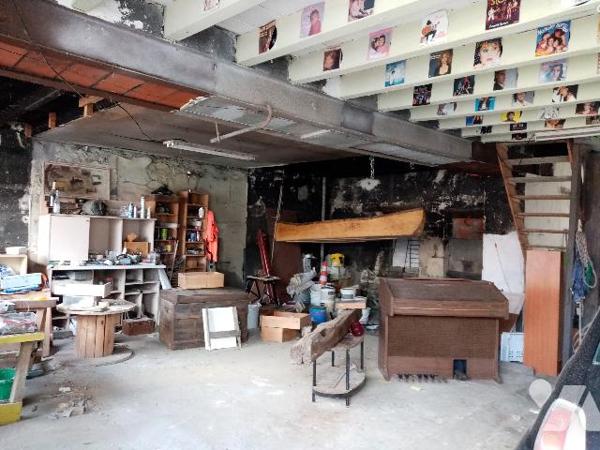 Maison de bourg à rénover, proche A77 et LA CHARITE SUR LOIRE