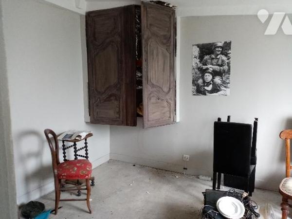 Maison de bourg à rénover, proche A77 et LA CHARITE SUR LOIRE