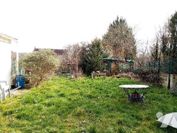 Maison de bourg à rénover, proche A77 et LA CHARITE SUR LOIRE