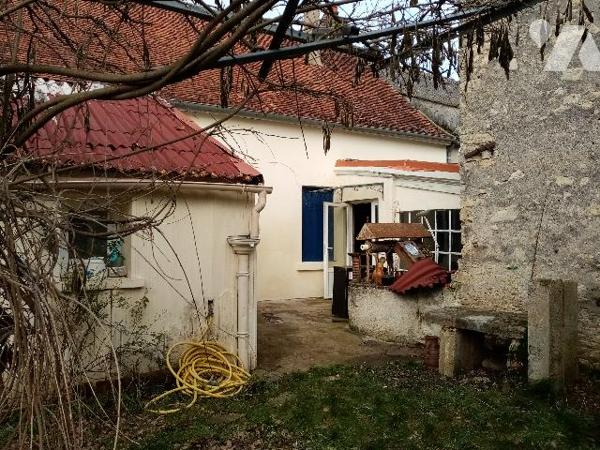 Maison de bourg à rénover, proche A77 et LA CHARITE SUR LOIRE