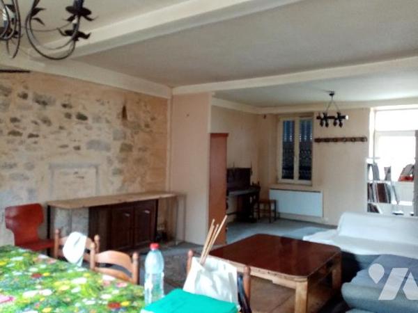 Maison de bourg à rénover, proche A77 et LA CHARITE SUR LOIRE