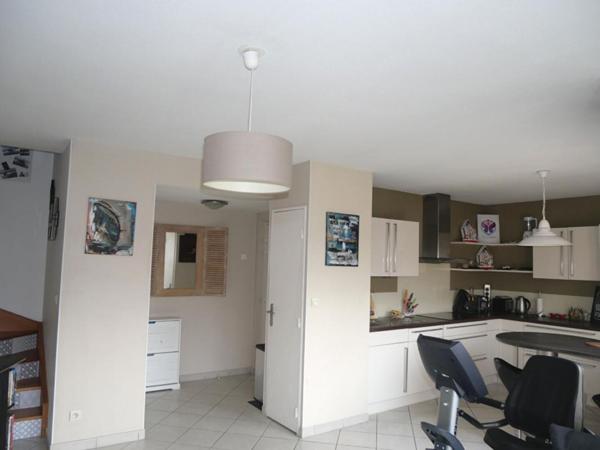 DUPLEX T4 TERRASSE GARAGE ET PARKING PRIVATIF