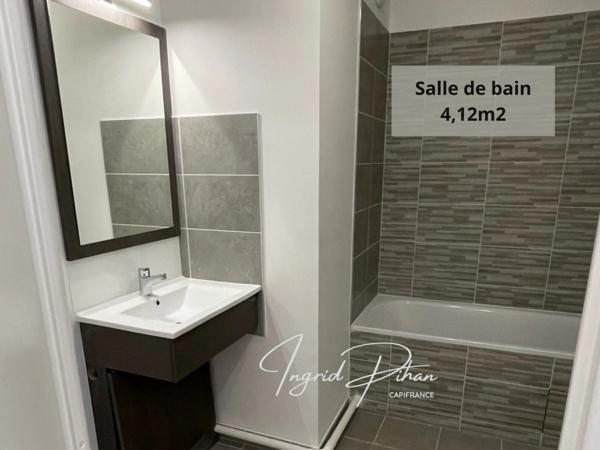 Apt T3 de 65m2 + TERRASSE de 58M2 - PARKING - DERNIER ETAGE - COEUR DE VILLE de BEZONS (95)