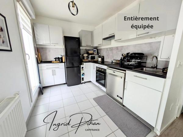Apt T3 de 65m2 + TERRASSE de 58M2 - PARKING - DERNIER ETAGE - COEUR DE VILLE de BEZONS (95)