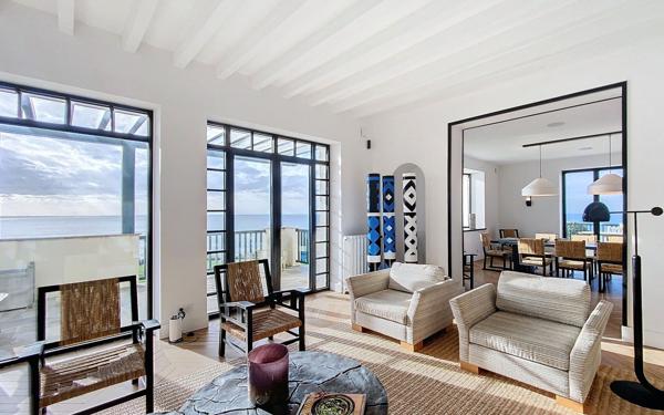 Maison à vendre    10 pièces • 550 m2 Biarritz