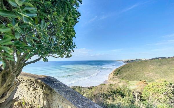 Maison à vendre    10 pièces • 550 m2 Biarritz