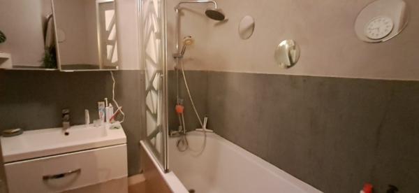 Maison dans Vivier-au-Court