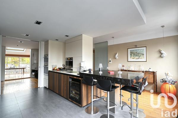 Maison à vendre 9 pièces 218 m² Versailles