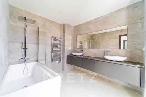 Villa contemporaine en bord de mer