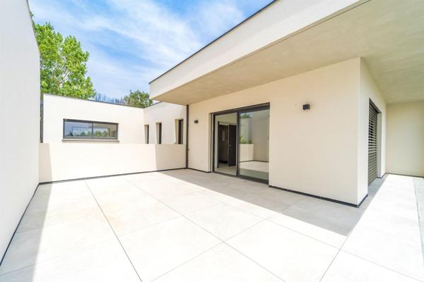 Villa contemporaine en bord de mer