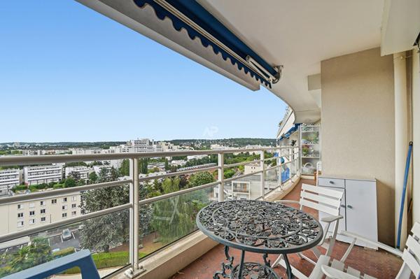 Appartement Saint Germain En Laye 4 pièces 90.08 m2 440 000 € **  - Référence  18499