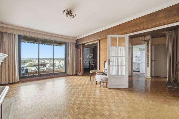 Appartement Saint Germain En Laye 4 pièces 90.08 m2 440 000 € **  - Référence  18499