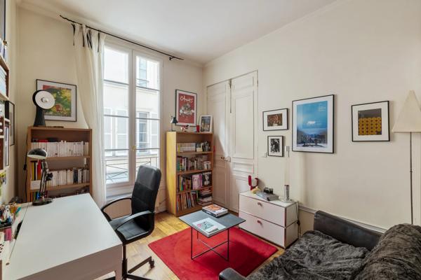 Appartement Paris 9 e - PLACE SAINT-GEORGES / AUMALE