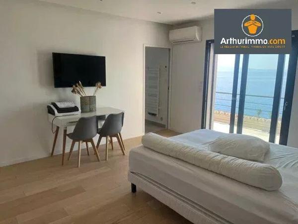 Vente                                                      Villa
                        
                     5 pièces                                         à Ajaccio