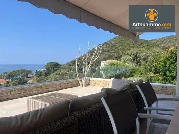 Vente                                                      Villa
                        
                     5 pièces                                         à Ajaccio